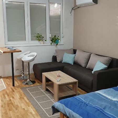 Apartments In City Center Kumanovo Bagian luar foto