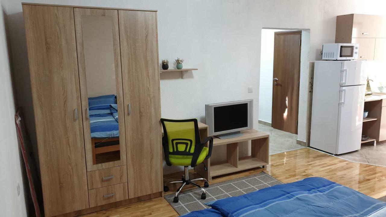 Apartments In City Center Kumanovo Bagian luar foto
