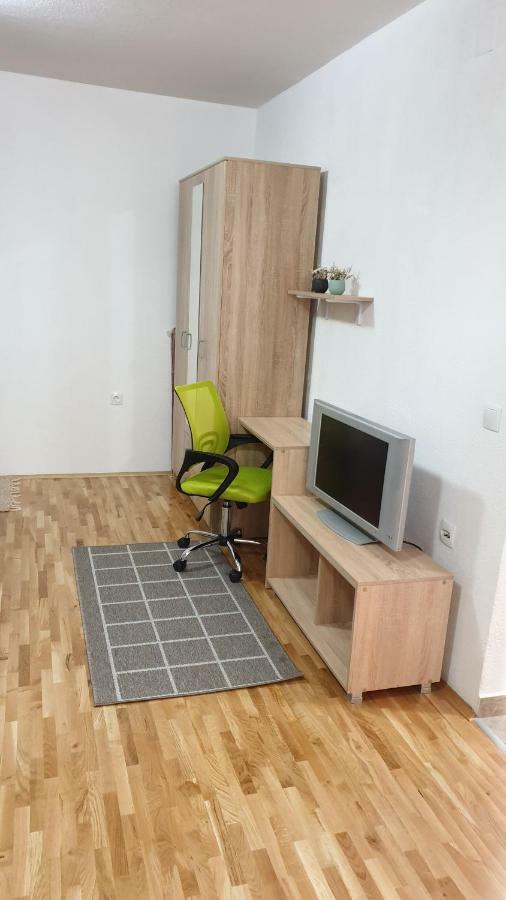 Apartments In City Center Kumanovo Bagian luar foto