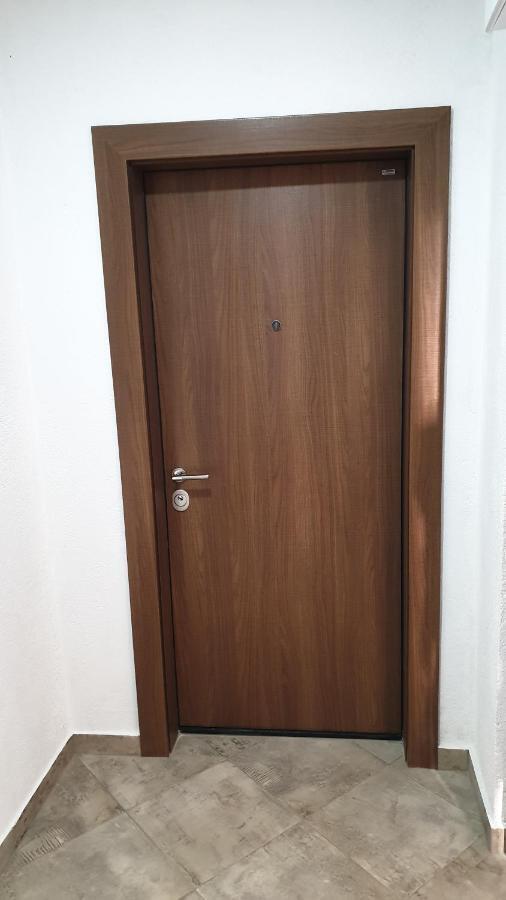 Apartments In City Center Kumanovo Bagian luar foto